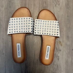 Steve Madden Farryn White Leather Studded Slide Sandals Size 7.5